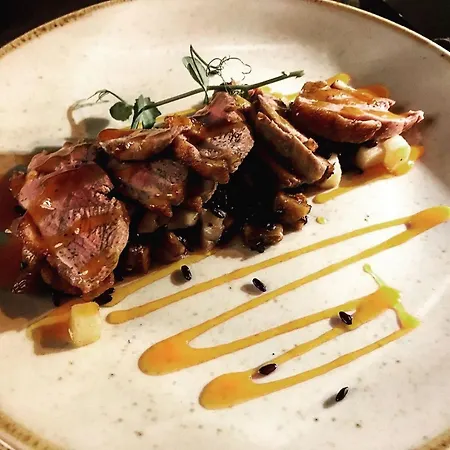 Comfortable 2br Urban Getaway In Center By Flat Mаnager דירה