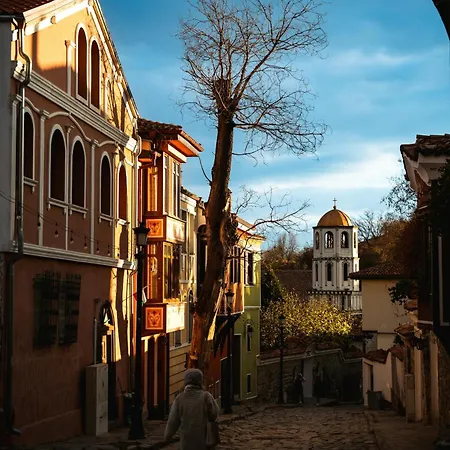 דירה Comfortable 2br Urban Getaway In Center By Flat Mаnager