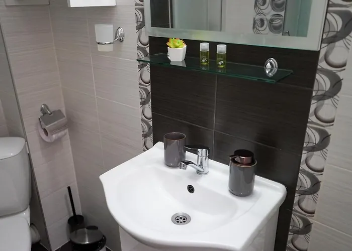 Apartman Comfortable 2br Urban Getaway In Center By Flat Mаnager Plovdiv