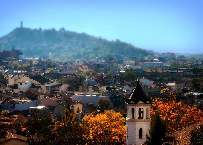 Comfortable 2br Urban Getaway In Center By Flat Mаnager