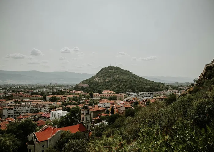 Comfortable 2br Urban Getaway In Center By Flat Mаnager Apartman Plovdiv