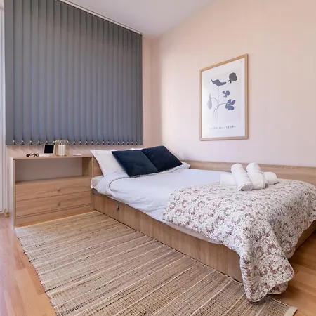 Comfortable 2br Urban Getaway In Center Plovdiv
