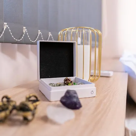 דירה Comfortable 2br Urban Getaway In Center *