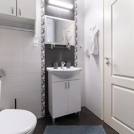 דירה Comfortable 2br Urban Getaway In Center פלובדיב