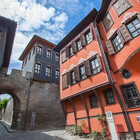 Apartment Comfortable 2br Urban Getaway In Center Plovdiv