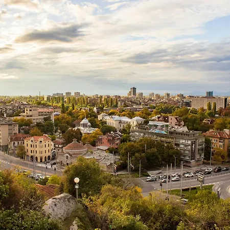 Comfortable 2br Urban Getaway In Center By Flat Mаnager *