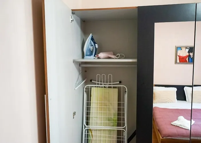 Comfortable 2br Urban Getaway In Center By Flat Mаnager *