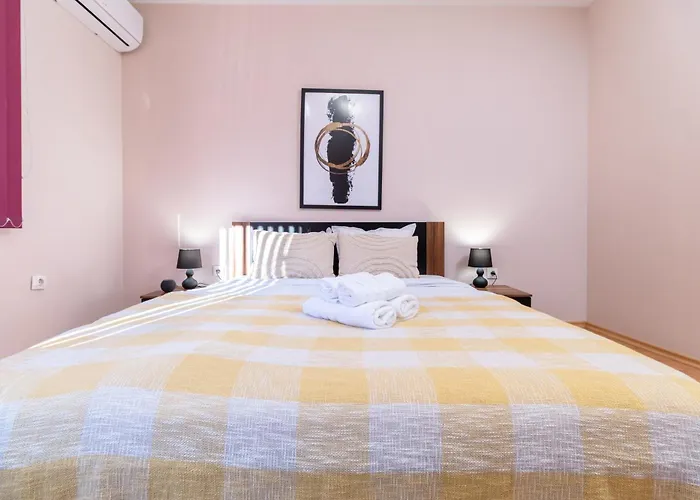 Comfortable 2br Urban Getaway In Center By Flat Mаnager 公寓 普罗夫迪夫