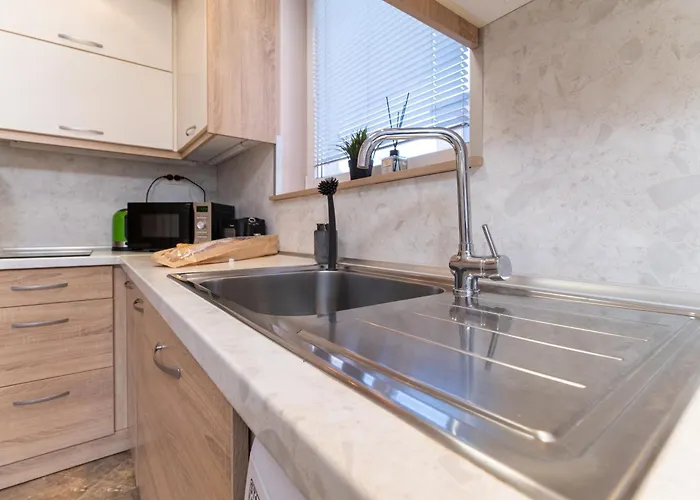 Comfortable 2br Urban Getaway In Center By Flat Mаnager *