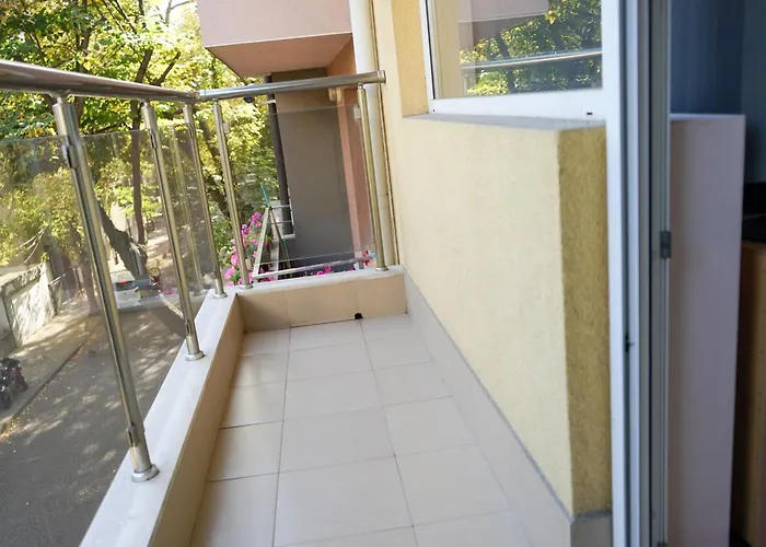 公寓 Comfortable 2br Urban Getaway In Center By Flat Mаnager